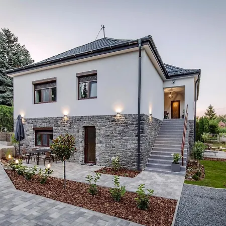 Nadas Center Badacsony Gasthof Badacsonytomaj