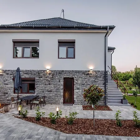 Nadas Center Badacsony Gasthof Badacsonytomaj