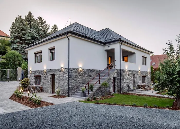 Pensión Nádas Center Badacsony 4*